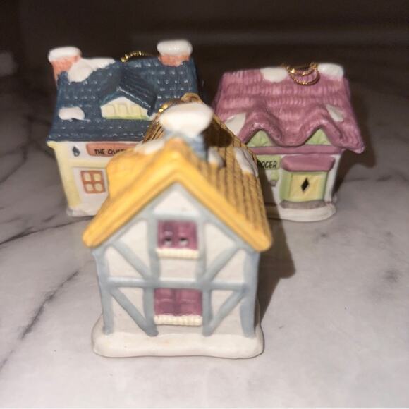 1991 Readers Digest The Baker Bell Ornament PLUS BONUS Grocer Queens Inn - Picture 4 of 8